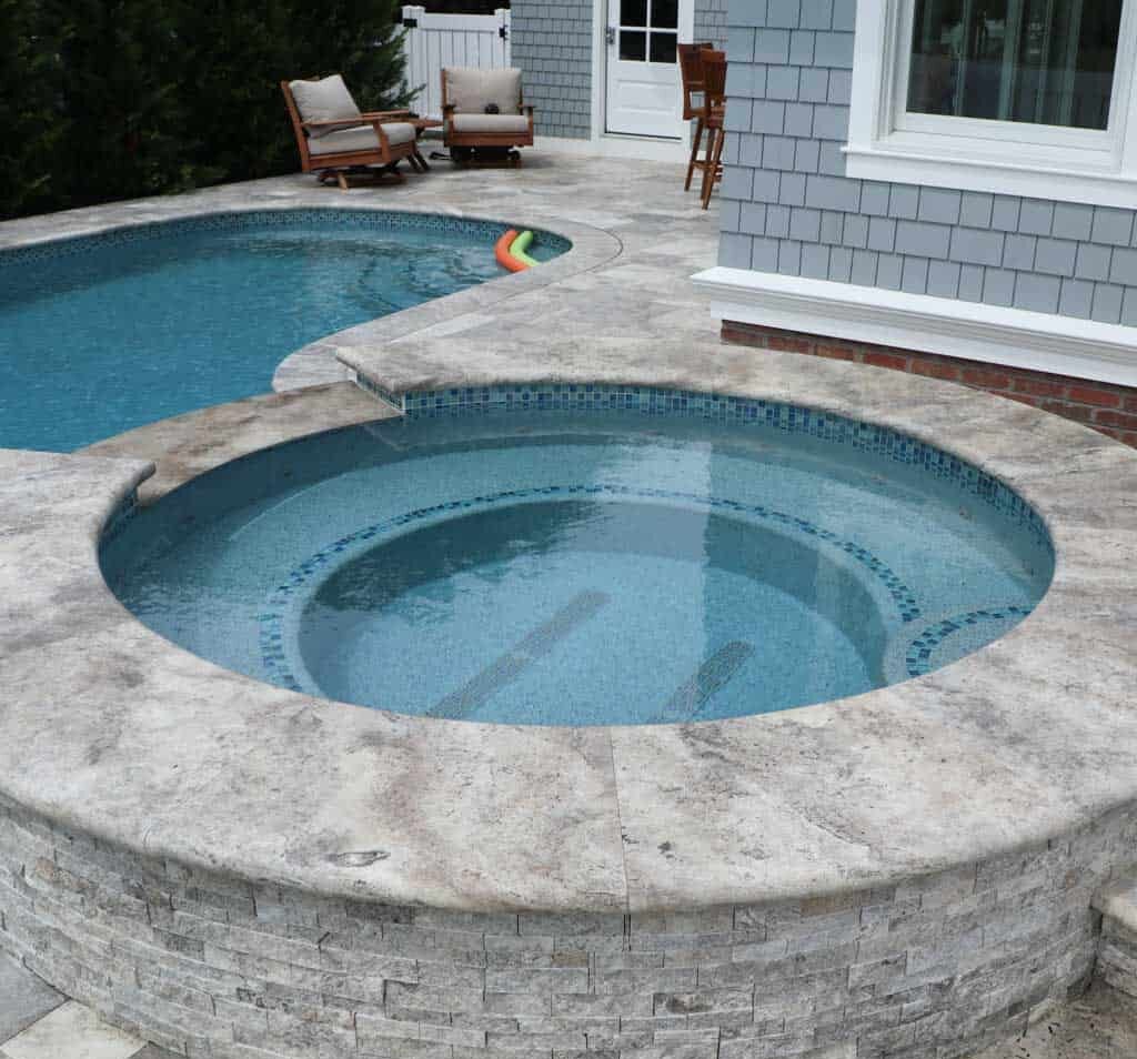 Manhattan Silver Travertine Ledger Stone silver-travertine-ledger-wall-tile-2-of-2.jpg