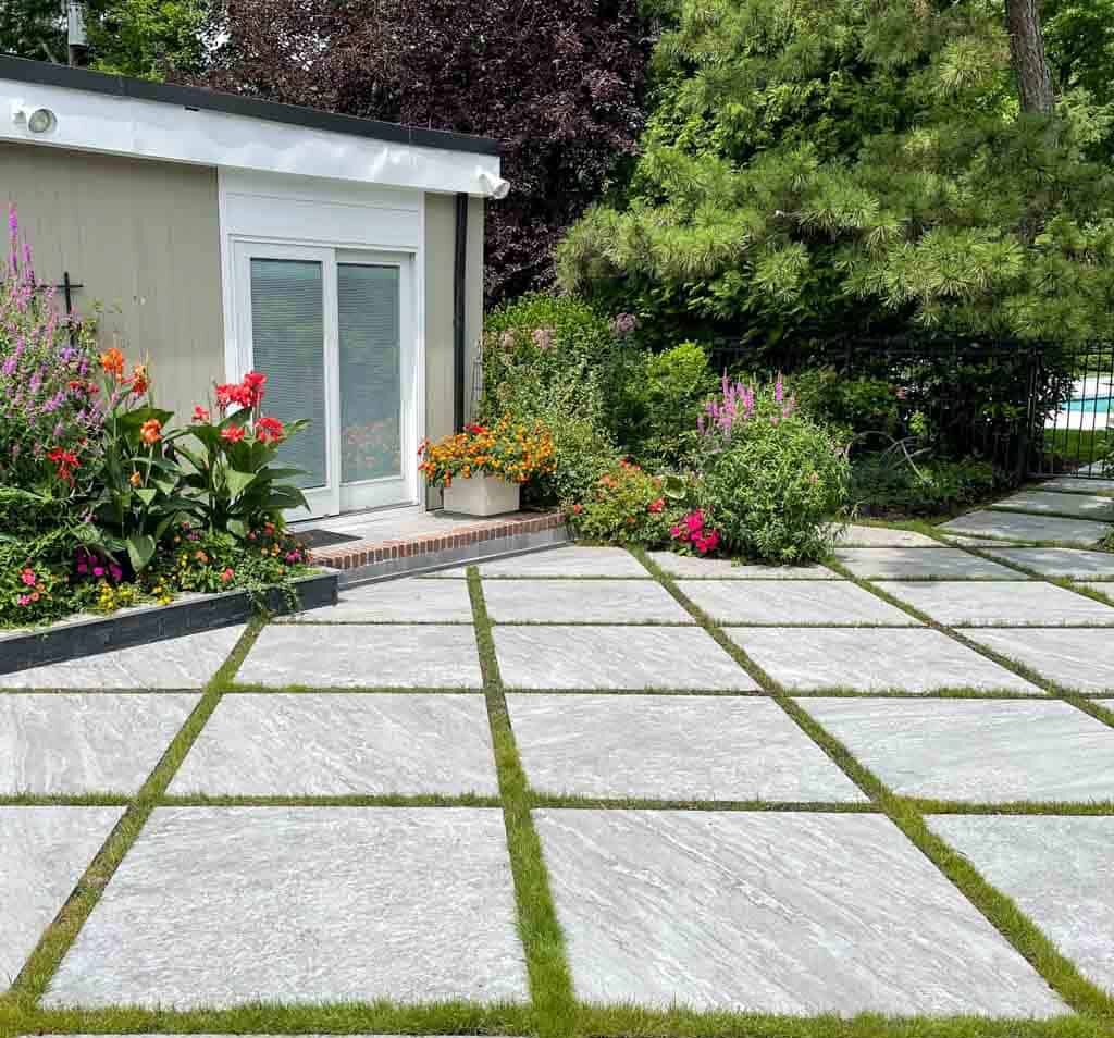 volcano grey porcelain paver (1 of 4)