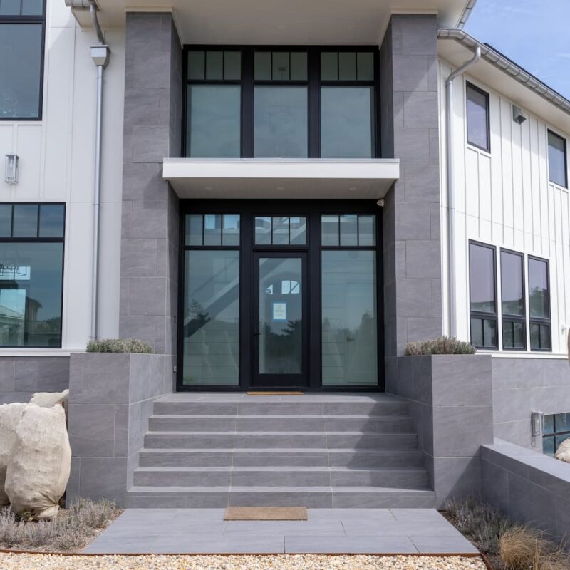 Porcelain Copings & Treads