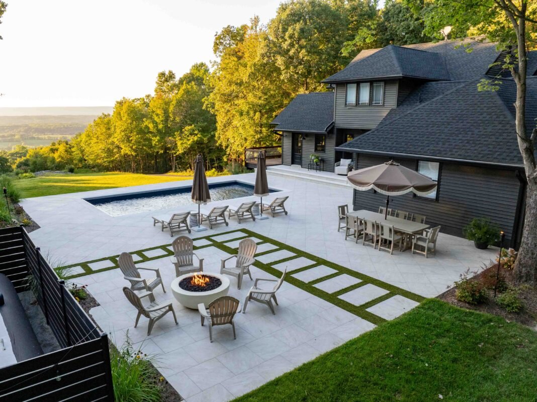 Nest Porcelain Pavers with Crema Winter Marble Copings