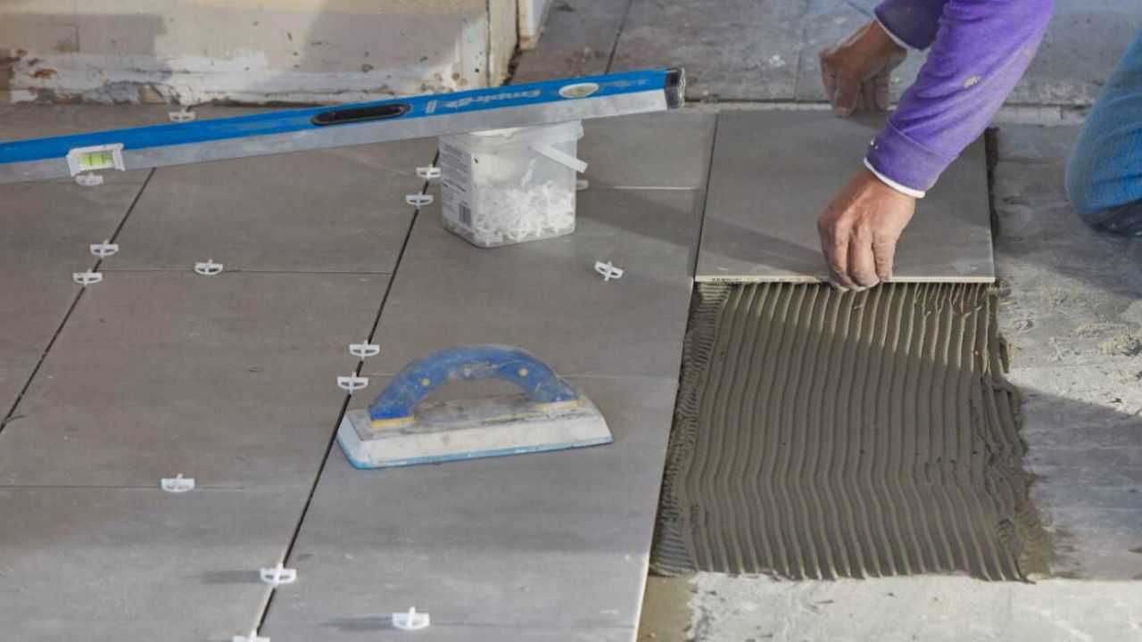 How to fix cracked porcelain tile