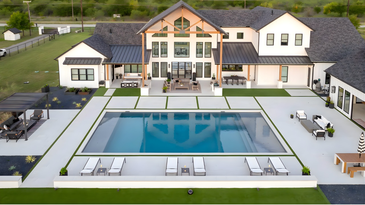 Patio Pavers Ideas For A Stunning Outdoor Design