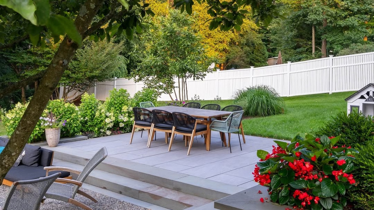 Porcelain Backyard Pavers Patio