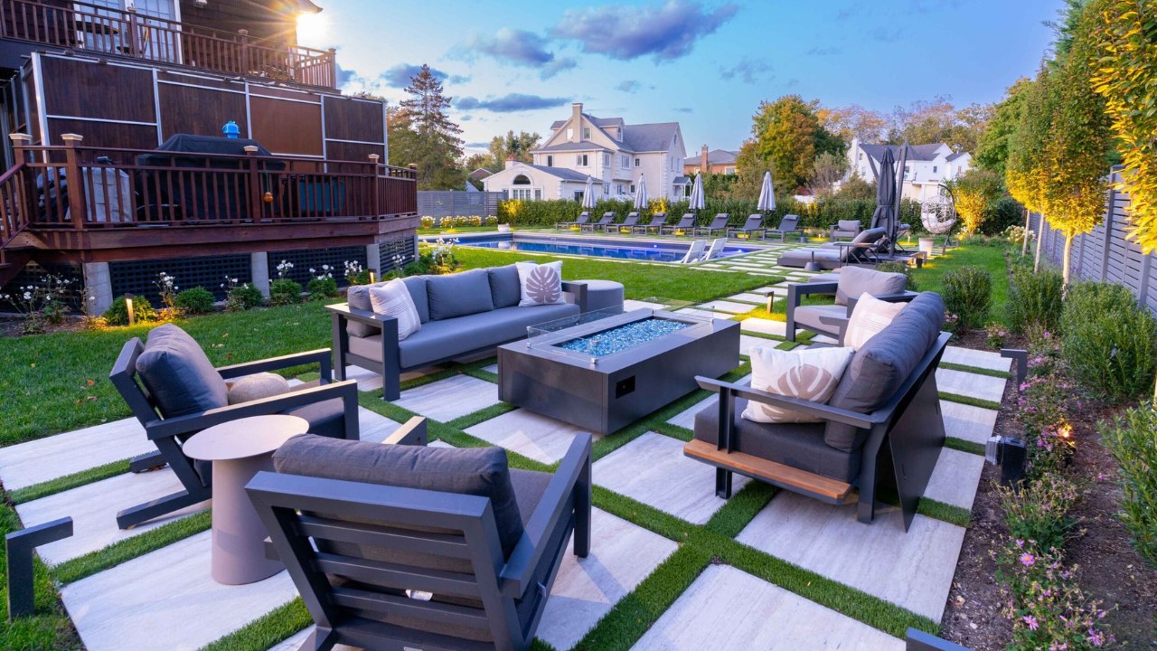 Courtyard-Style Hardscapes