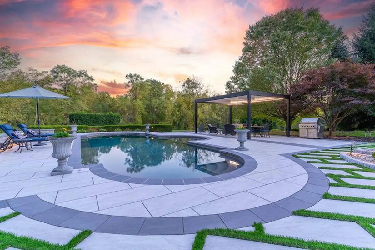 8 Low-Maintenance Pavers Perfect for Busy Homeowners 8 Low-Maintenance Pavers Perfect for Busy Homeowners