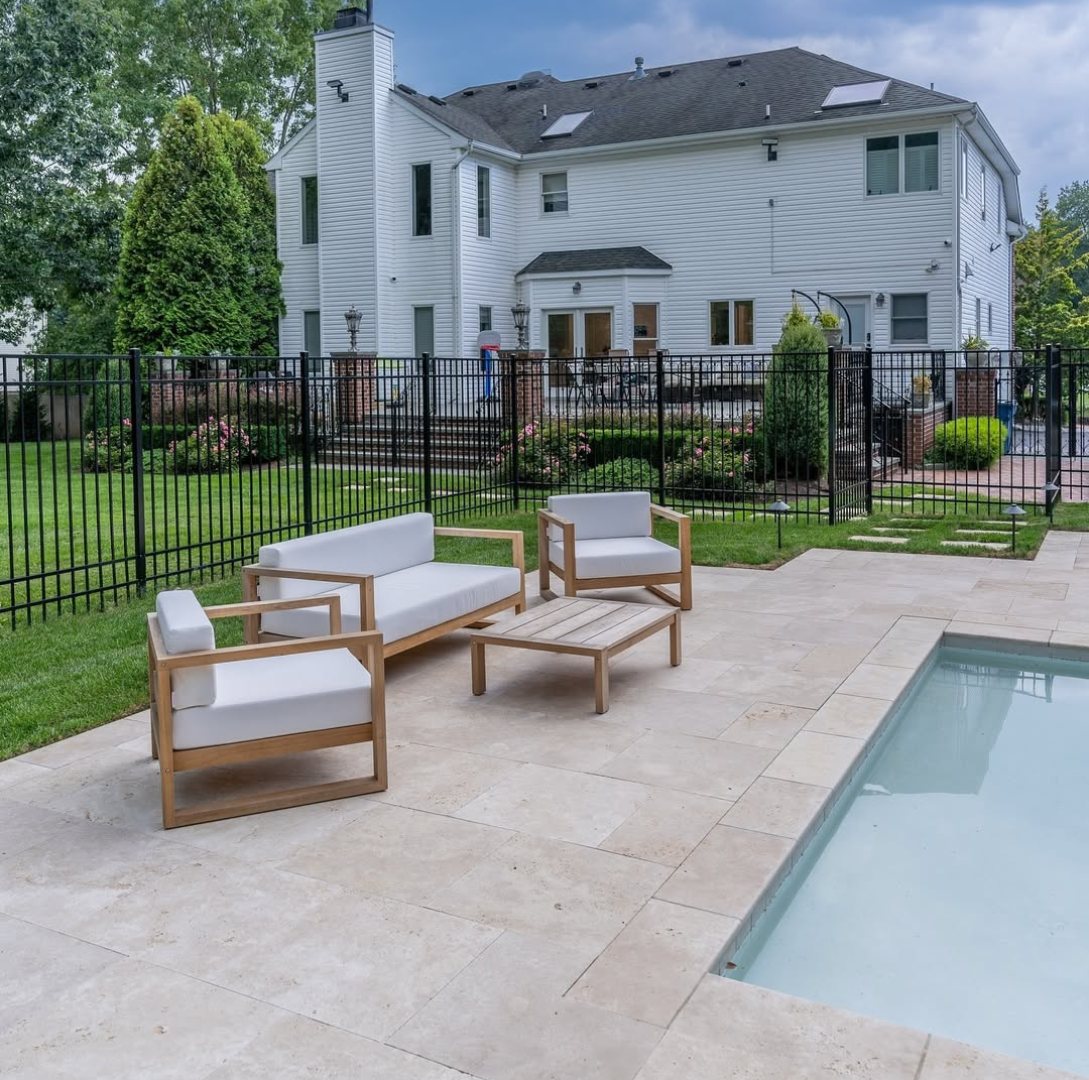 Running Bond Travertine Installation Patterns