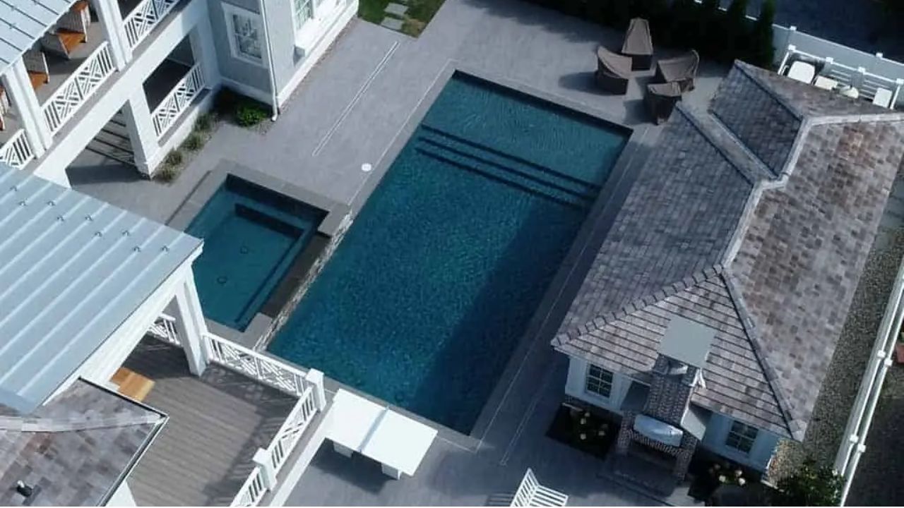 How to Choose Pavers that Enhance Modern Landscaping?