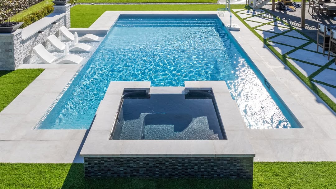 What Are The Different Types of Marble? Afyon Glacier Ice Marble Pavers and Coping East Coast Project
