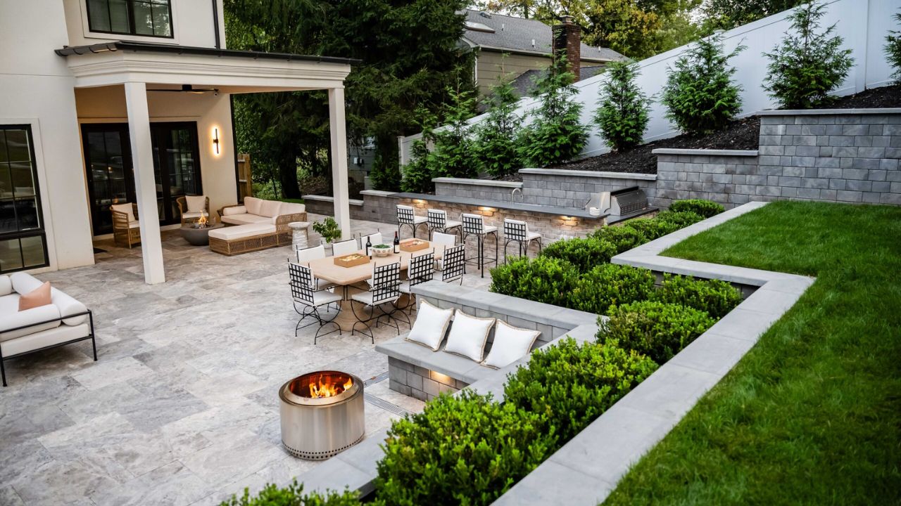 Fire Pit Patio With Built-In Seating Walls