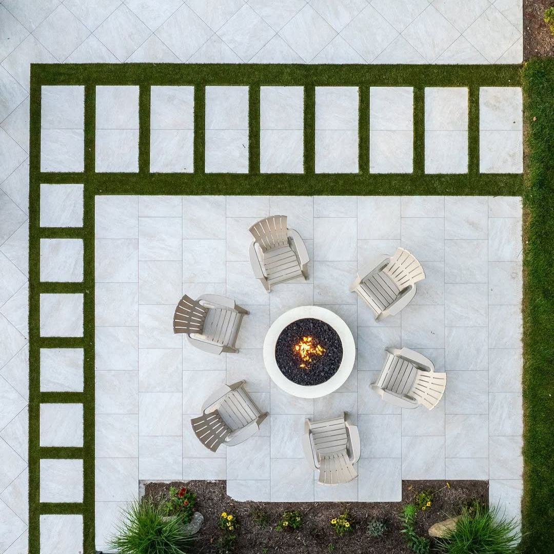 Framed Patio Design with Defined Borders and Clean Layout