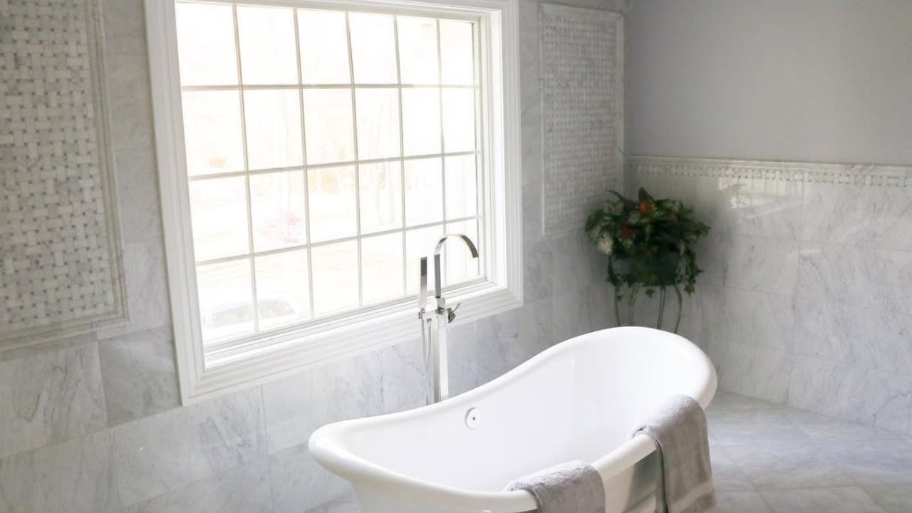 Marble wall tile installation