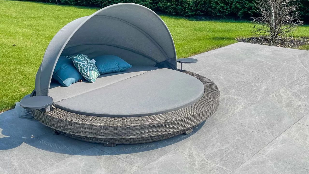 Snowshadow Marble Paver Patio