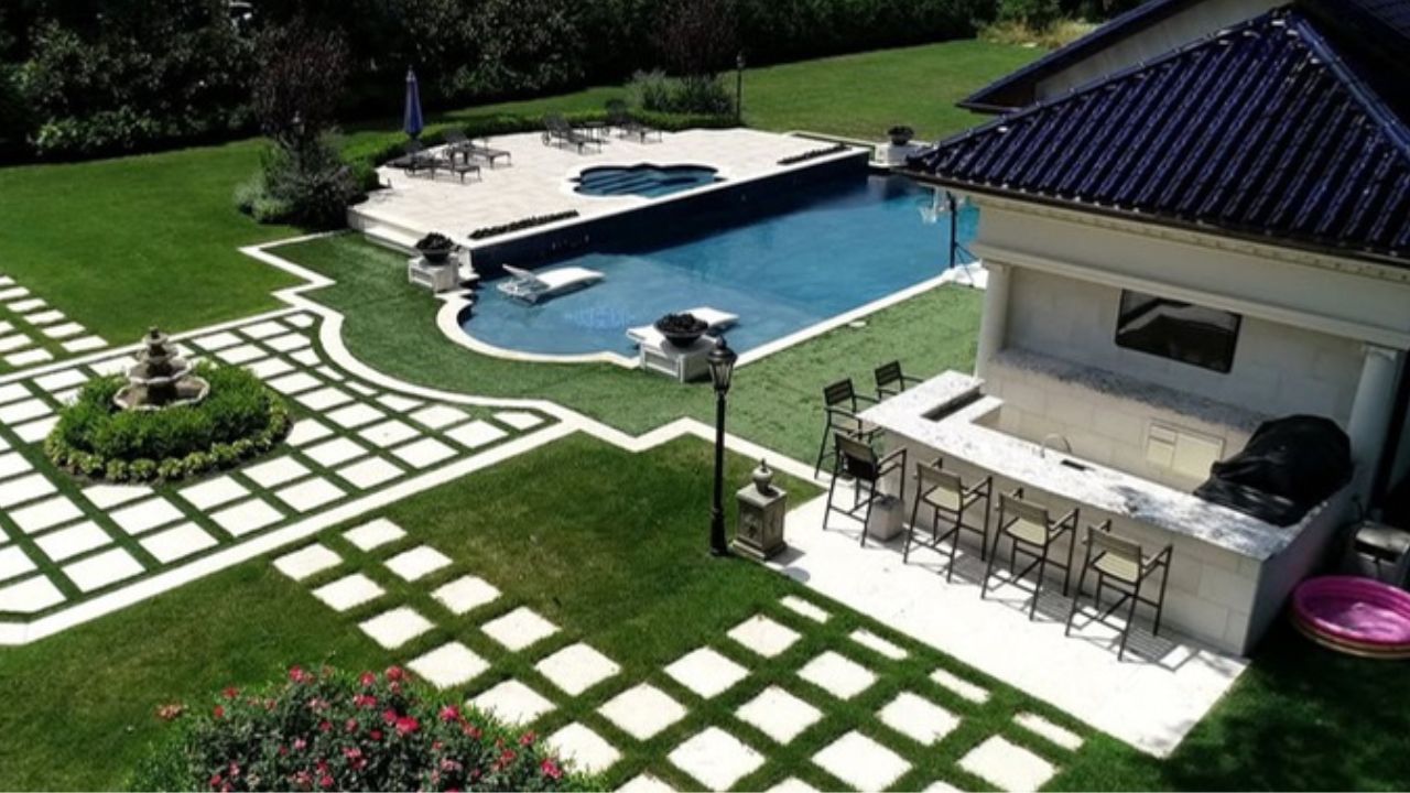 Build a Complete Outdoor Living Room Around the Kitchen