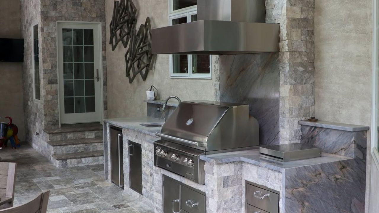 Build a Modern Outdoor Kitchen Using Natural Stone