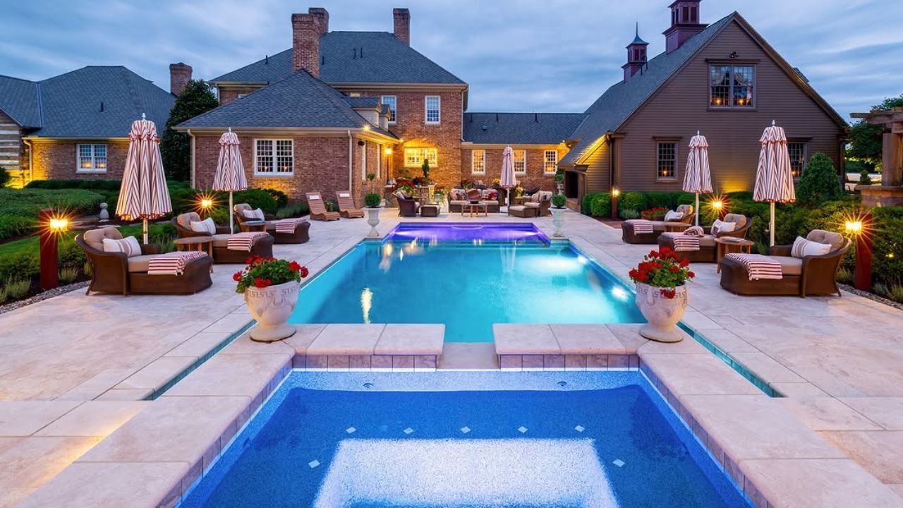 Add Warmth and Texture with Ivory Travertine Paver Patio
