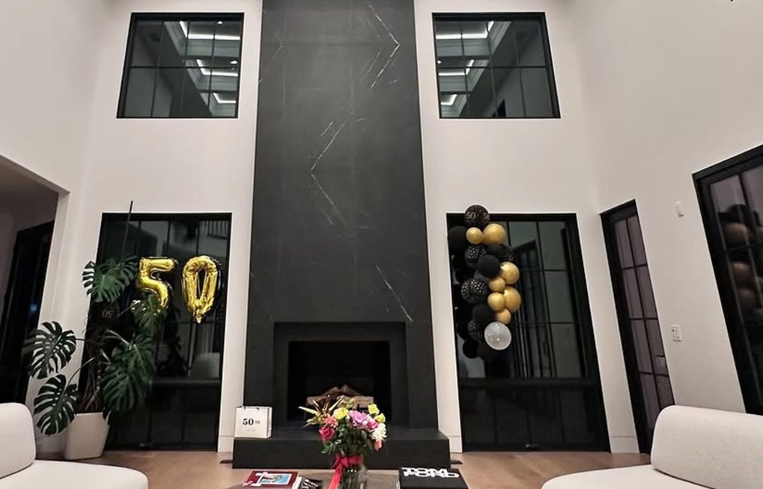 How to Choose a Porcelain Slab for a Fireplace? Fireplace Porcelain Slabs