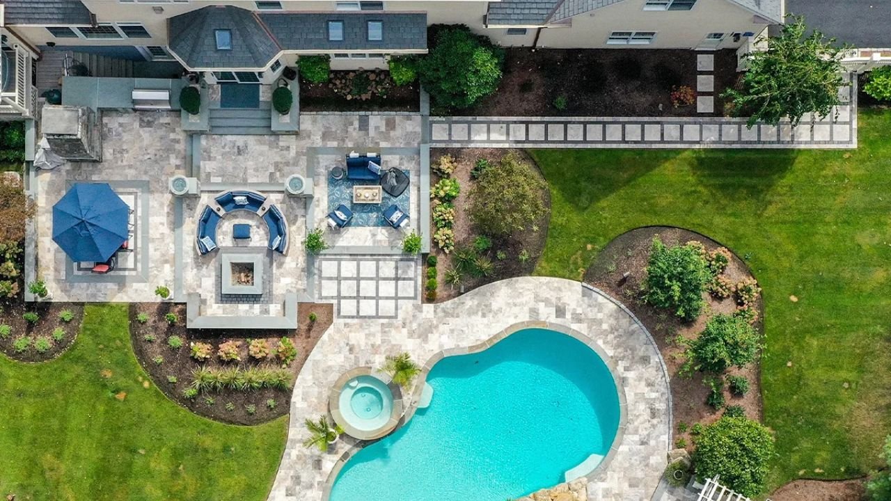 Best Pavers for Hot, Sunny Outdoor Spaces