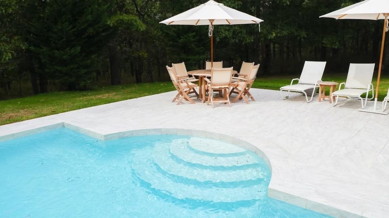 Mitered White Porcelain Edges Pool Coping