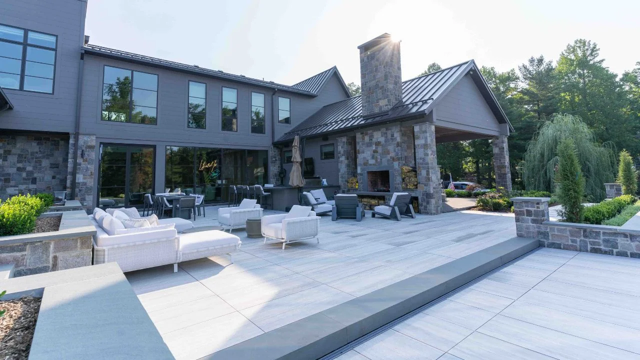 Platinum Veincut 24×48 Porcelain Paver Patio deck designed for outdoor drainage